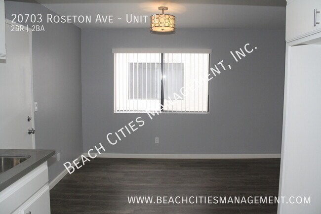 Building Photo - 20703 Roseton Ave