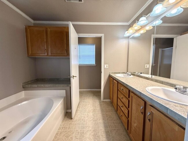 Building Photo - 21410 Cherry Canyon Ln