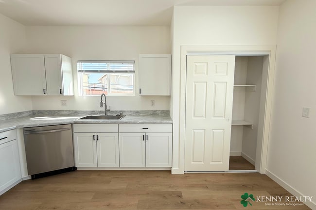 Building Photo - Brand New 3BD/2BA ADU with Modern Finishes...