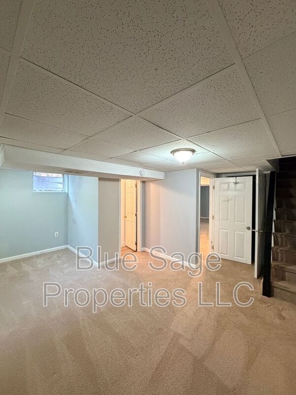 Building Photo - 2118 Valleyview Dr