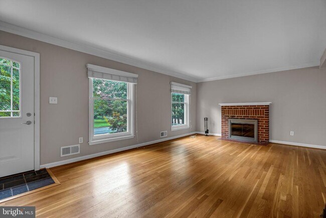 Building Photo - 2301 Barbour Rd