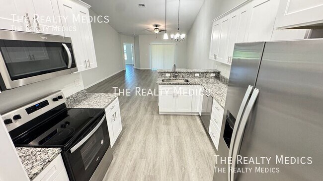 Building Photo - 8147 Cozumel Ln
