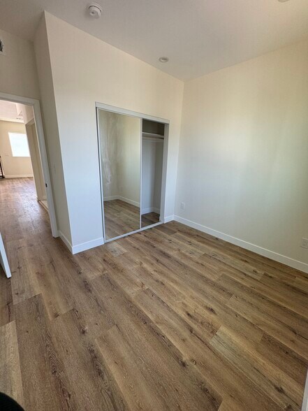 Building Photo - 5871 Towne Ave