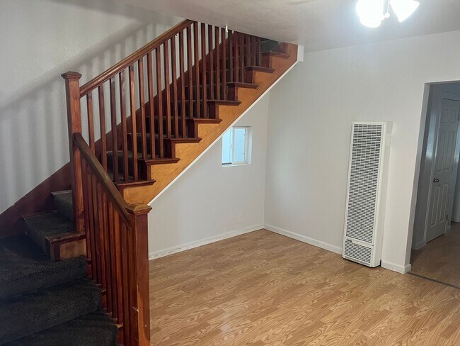 Building Photo - 919 Kentucky St