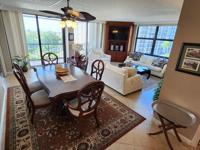 Building Photo - 4748 S Ocean Blvd