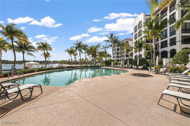 Building Photo - 10721 Mirasol Dr