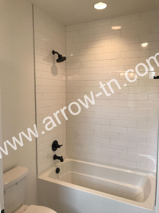 Building Photo - Beautiful New Construction for Rent in Sou...