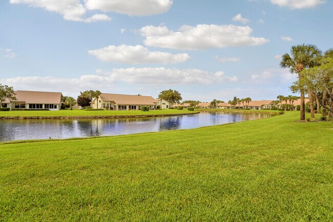 Building Photo - 7136 Ashford Ln