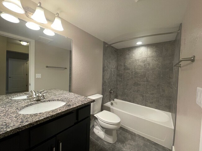 Building Photo - Spacious 3 level, 4 bedroom townhome with attached 2 car garage at Silver Meadows Townhomes on Lo...