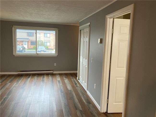 Building Photo - 103 Autumn Chapel Way