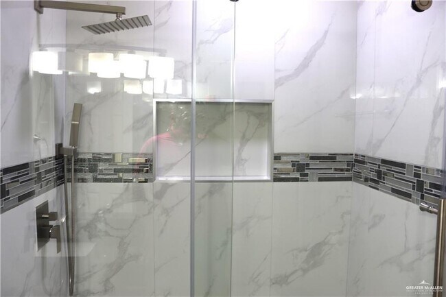 Building Photo - 11 West St