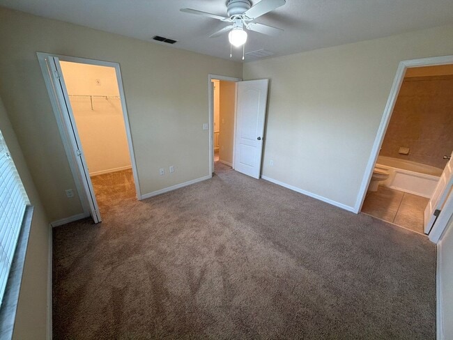 Building Photo - 125 Bel Fiore Cove