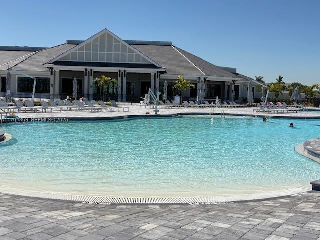 Building Photo - 5555 Double Eagle Cir