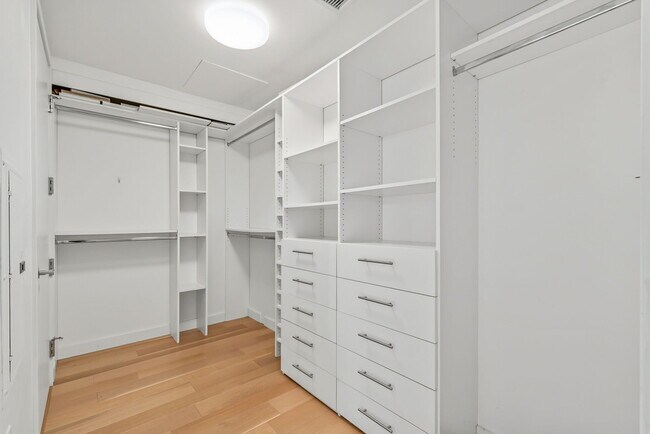 Building Photo - 1750 Wewatta St