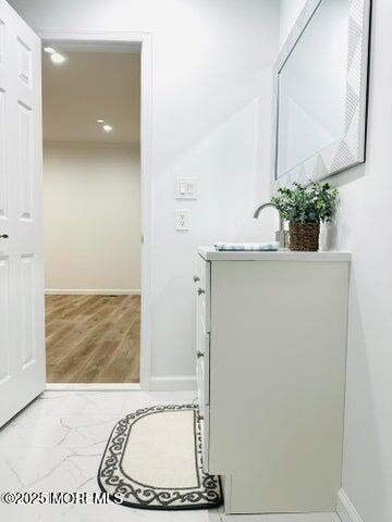 Building Photo - 16 Gerard Pl