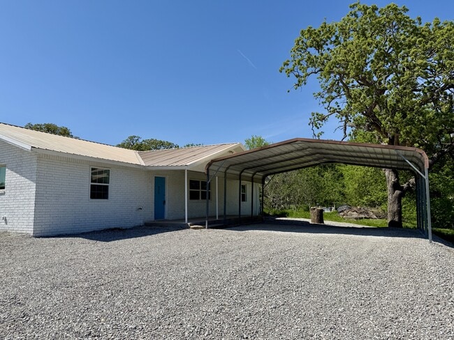 Primary Photo - 39 Melody Ln