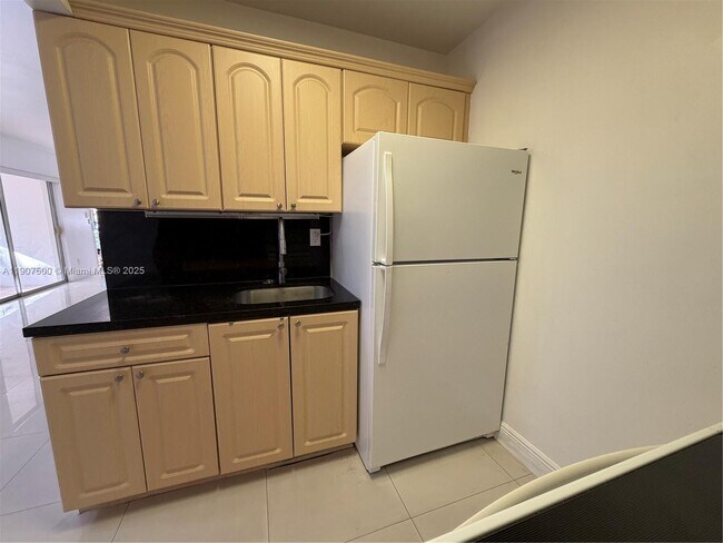 Building Photo - 400 Minorca Ave