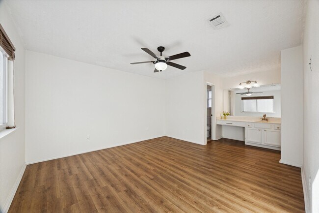 Building Photo - 2784 Forest Point Dr