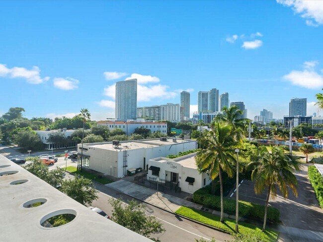 Building Photo - 3900 Biscayne Blvd