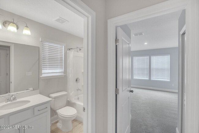 Building Photo - 14116 Sterely Ct S