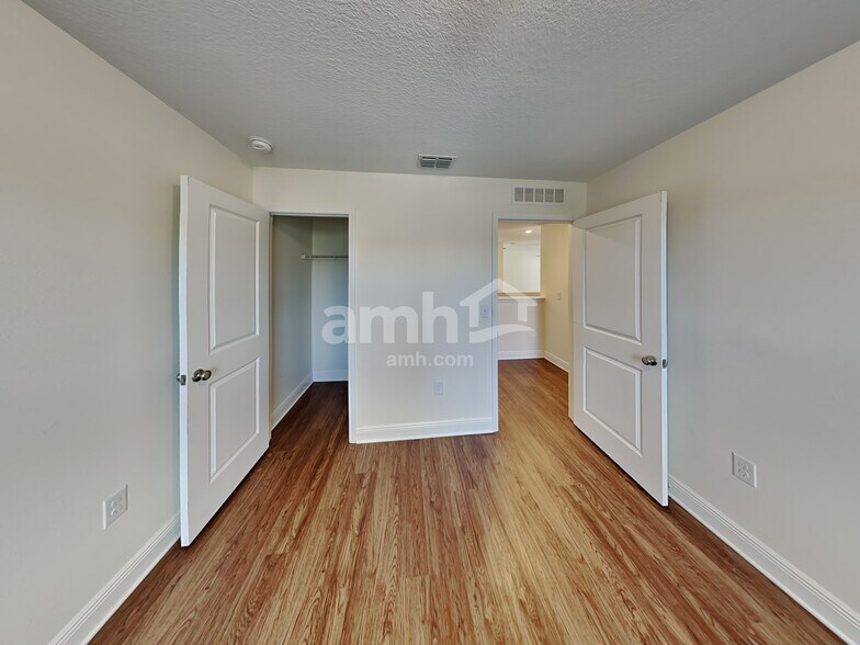 Building Photo - 7808 Stumble Journey Ln