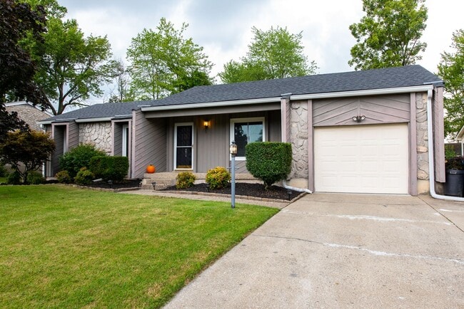 Primary Photo - Awesome ranch home in Farmgate Subdivision