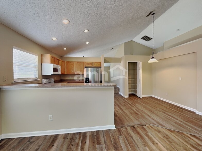 Building Photo - 976 Ashton Cove Terrace