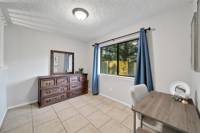 Building Photo - 31723 Ironwood Dr