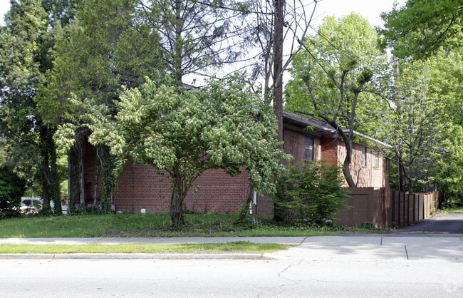 Building Photo - Brandywine Way