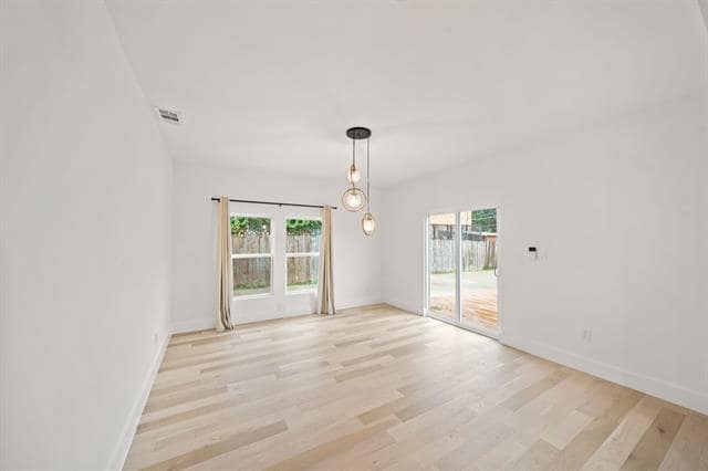 Building Photo - 6016 Gaston Ave