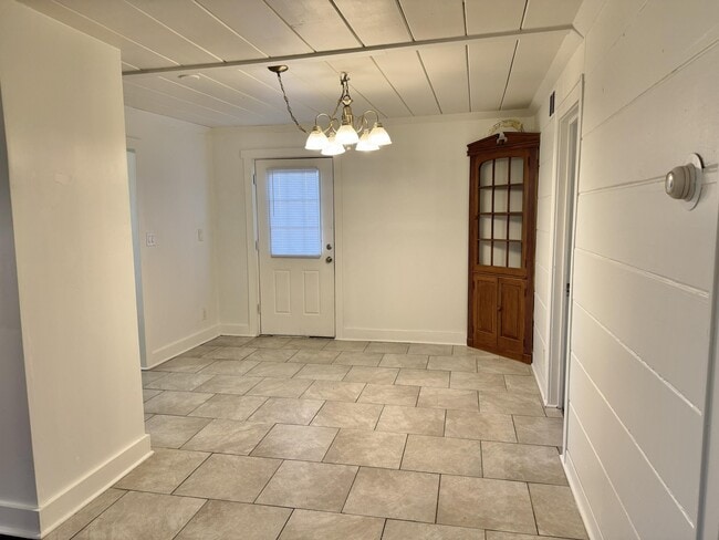 Building Photo - 4364 Ave F