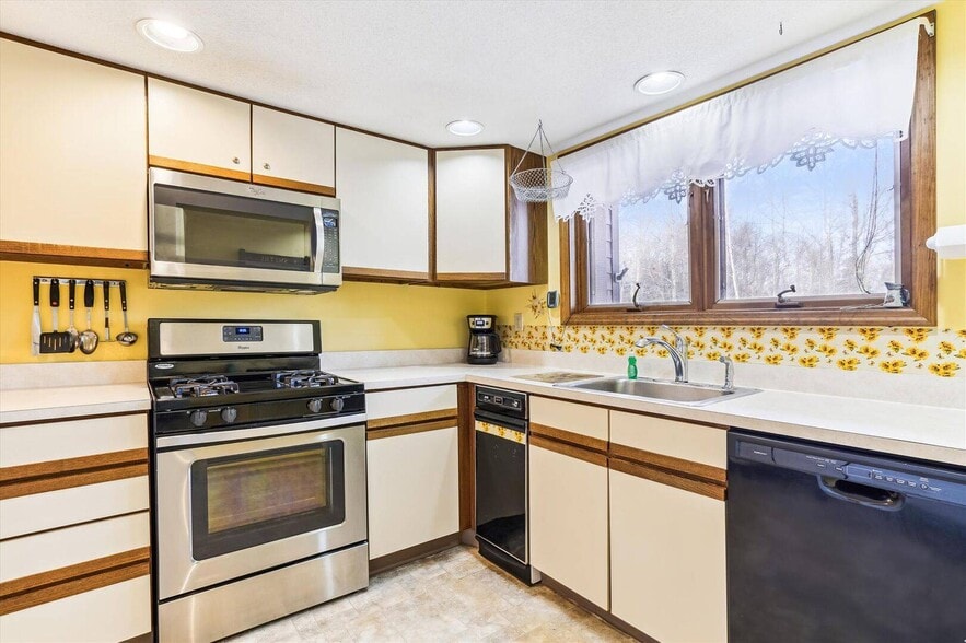 Building Photo - 136 Glazebrook