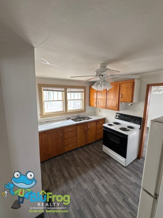 Building Photo - 455 2nd St SW