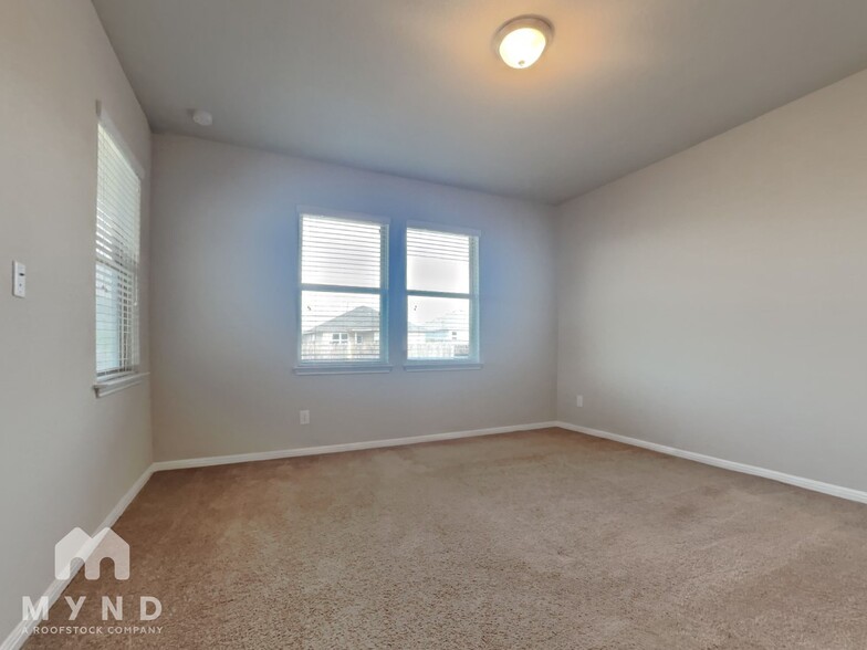 Building Photo - 136 Shearwater Ln