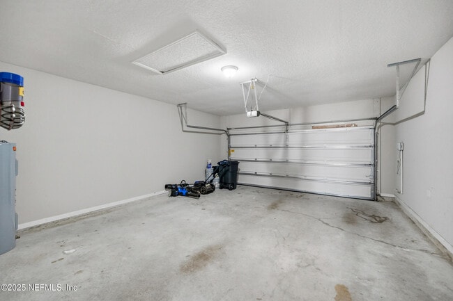 Building Photo - 187 S Coopers Hawk Way