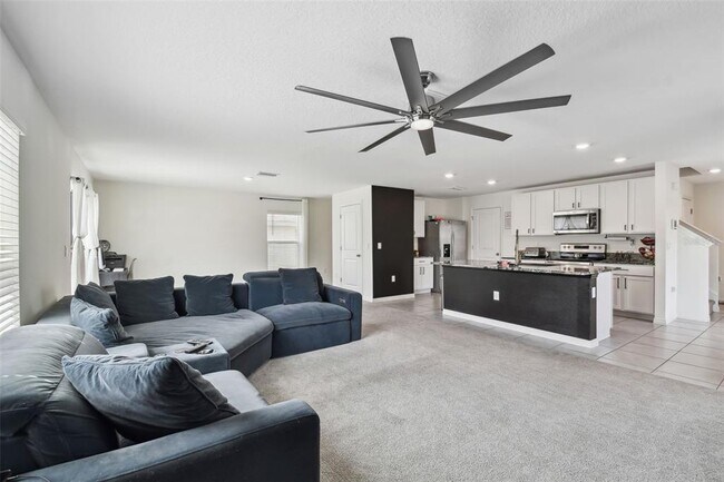 Building Photo - 7380 Sail Clover Ln