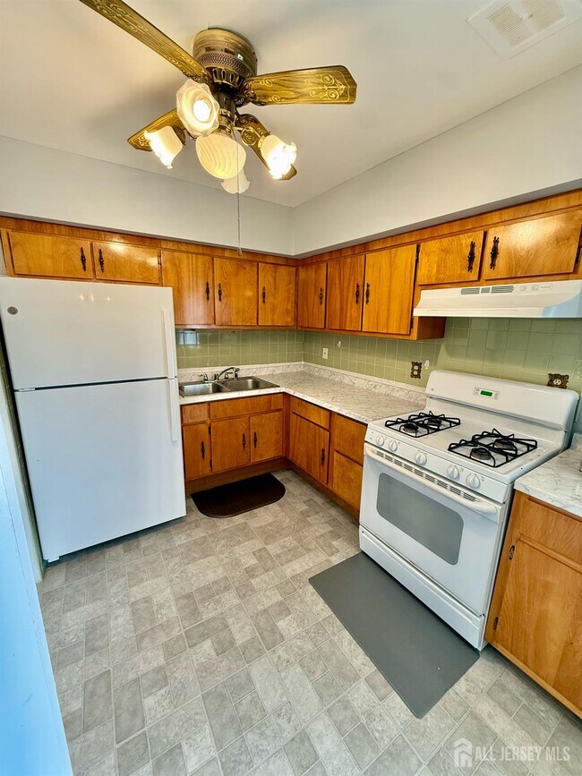 Building Photo - 4 Texas Ct