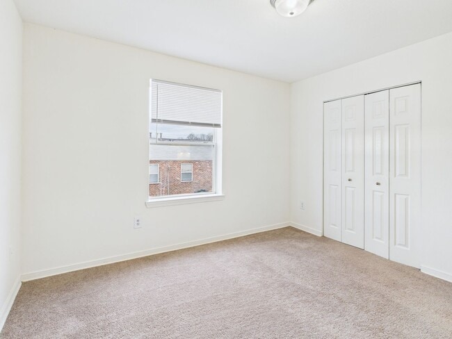 Building Photo - 3510 E Richmond Rd