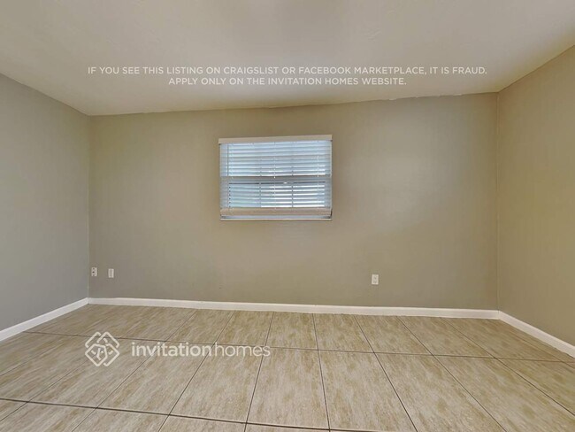 Building Photo - 5730 Volsella Pl
