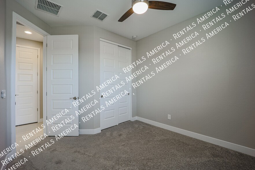 Building Photo - 31880 N 123rd Ln