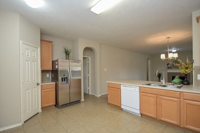 Building Photo - 9203 Kransbury Ln