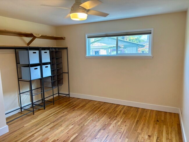 Building Photo - 1146 Taffeta Dr