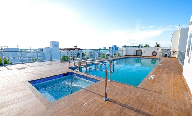 Building Photo - 1150 101st St