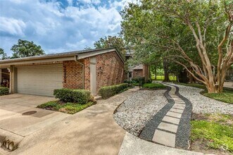 Building Photo - 12202 Montego Plaza
