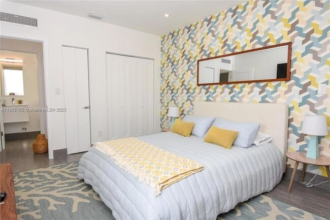 Building Photo - 641 86th St