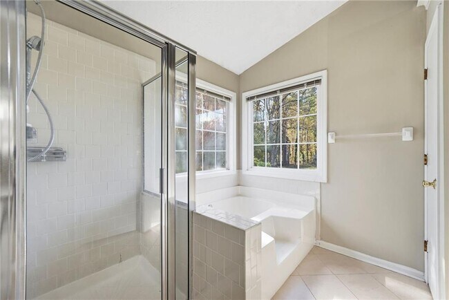 Building Photo - 3070 Bugle Dr