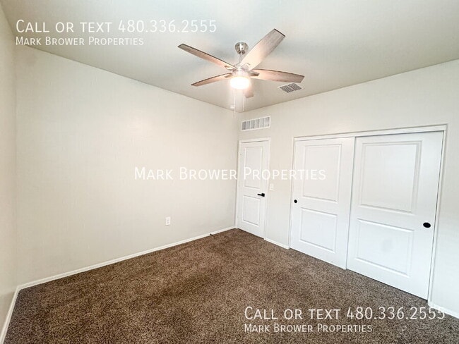 Building Photo - 5223 E Diatomite Dr