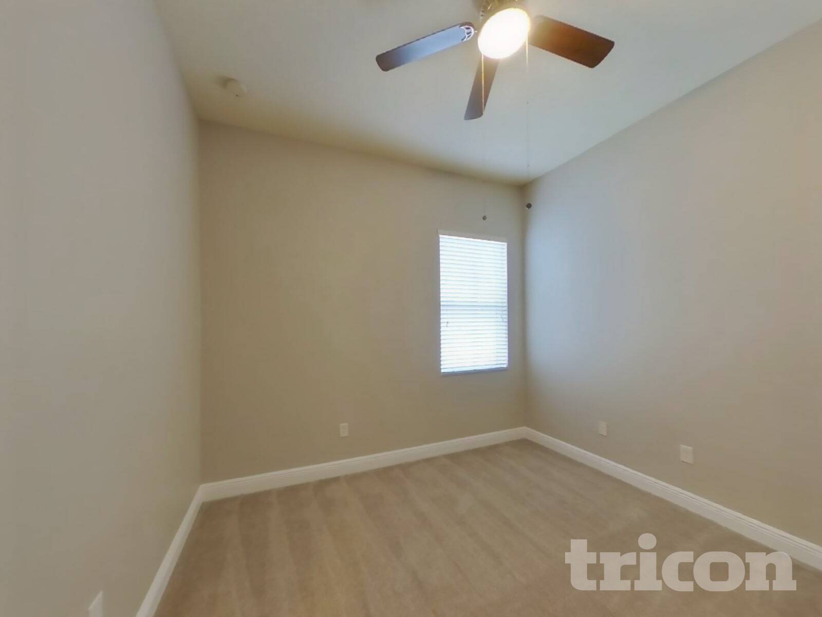 Building Photo - 30656 Palmerston Pl