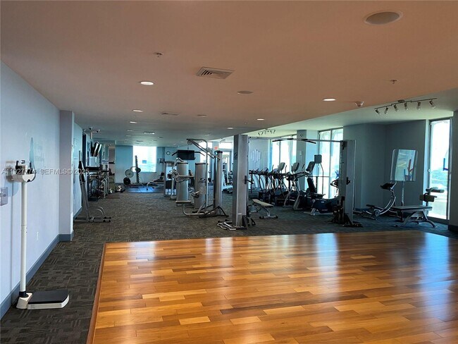 Building Photo - 7901 Hispanola Ave