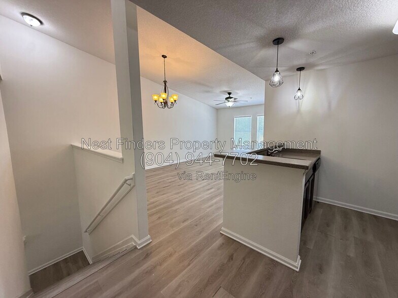 Building Photo - 13811 Herons Landing Way